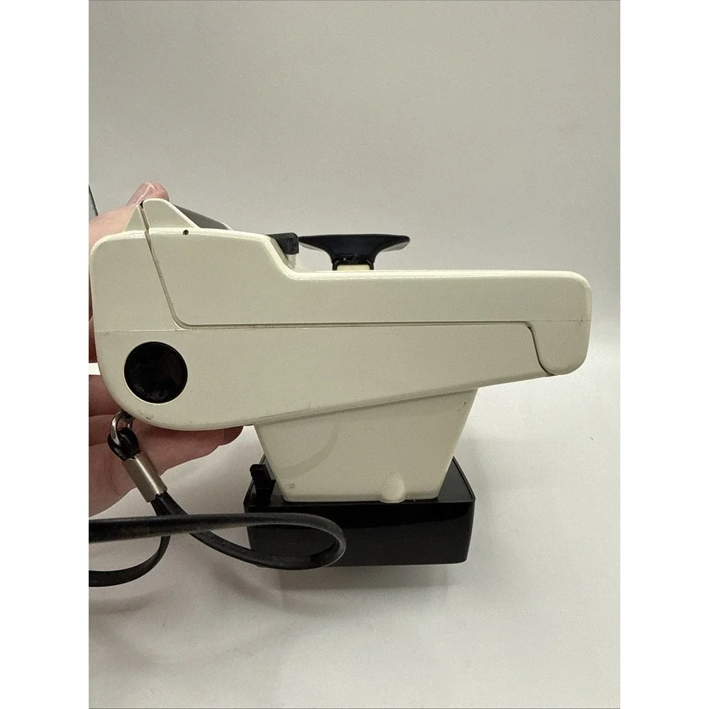 Vintage - Swinger Poloroid Land Camera Model 20 - 1960's Semi Tested READ